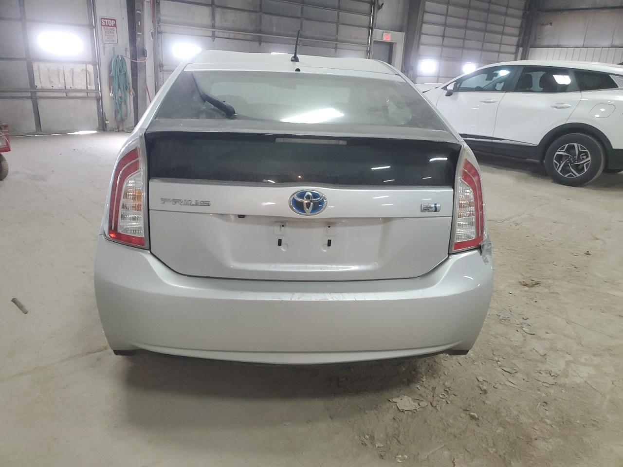 2015 Toyota Prius VIN JTDKN3DU7F0433493 Copart auction photo, front end / rear end damage thumbnail 6