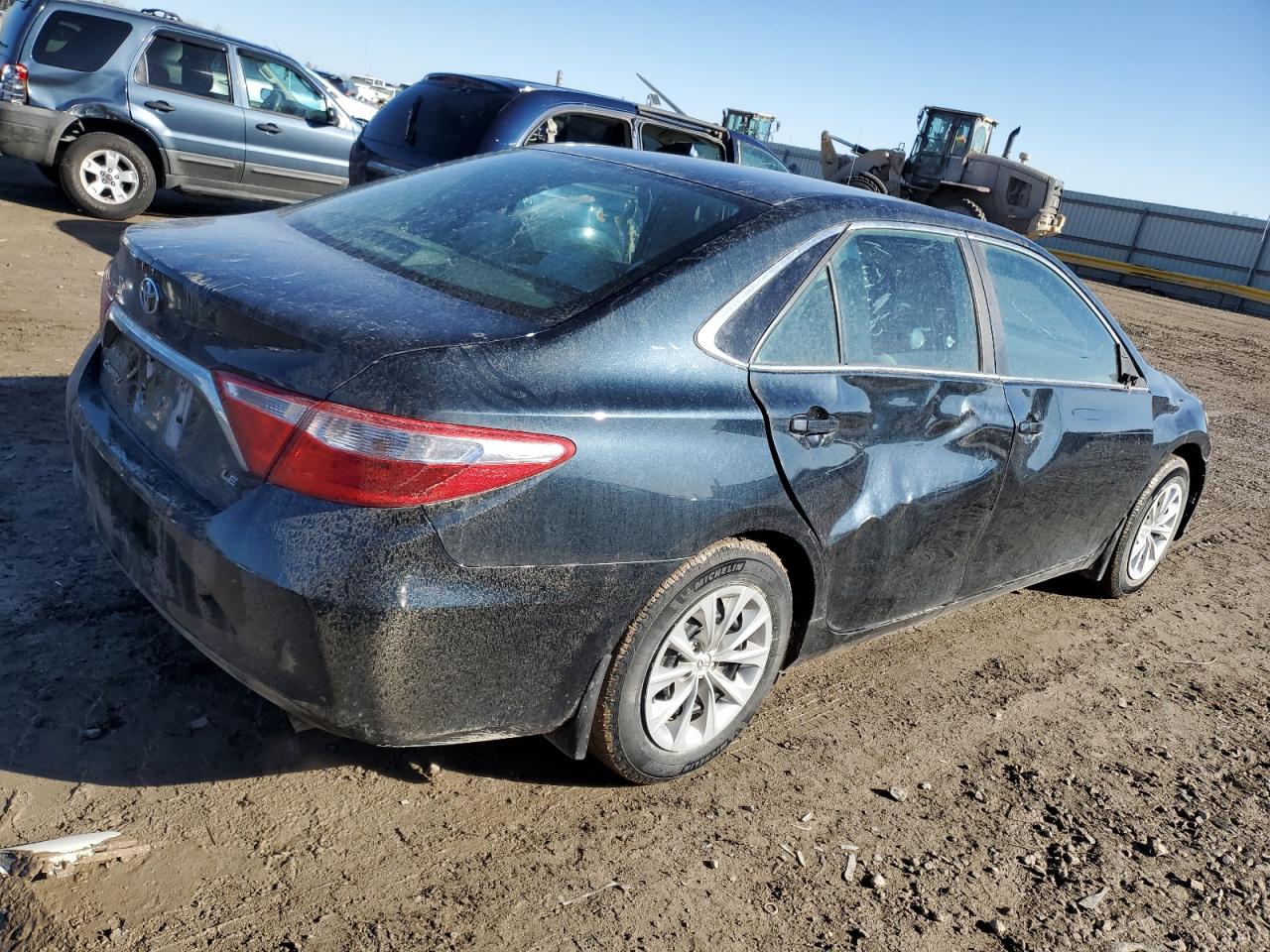 2015 Toyota Camry VIN 4T4BF1FK8FR469765 Copart auction photo, front end / side damage thumbnail 3