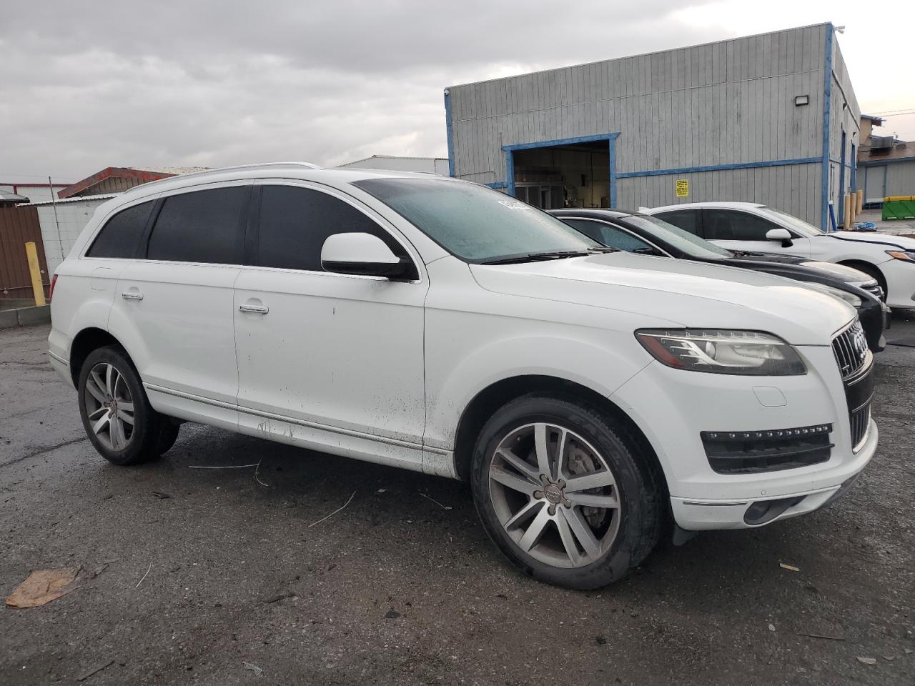 2014 Audi Q7 VIN WA1LGAFE8ED019049 Copart auction photo, minor dent/scratches damage thumbnail 4