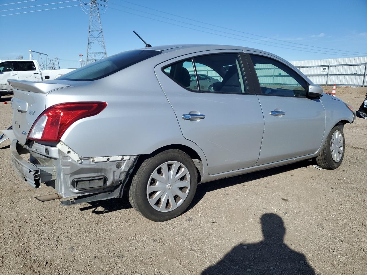 2016 Nissan Versa VIN 3N1CN7AP4GL870658 Copart auction photo, front end / rear end damage thumbnail 3