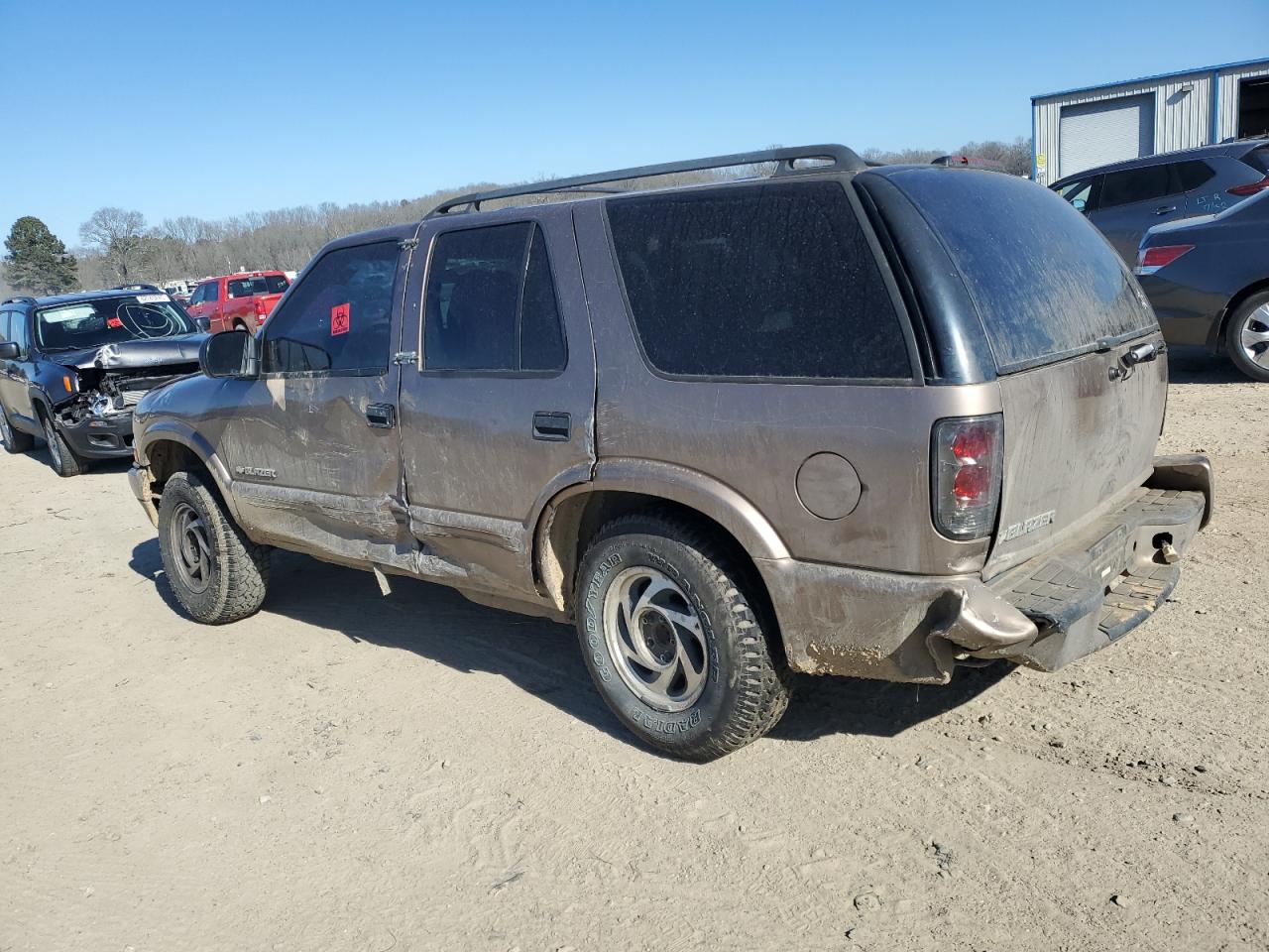 2004 Chevrolet Blazer VIN 1GNDT13X64K146444 Copart auction photo, all over / minor dent/scratches damage thumbnail 2