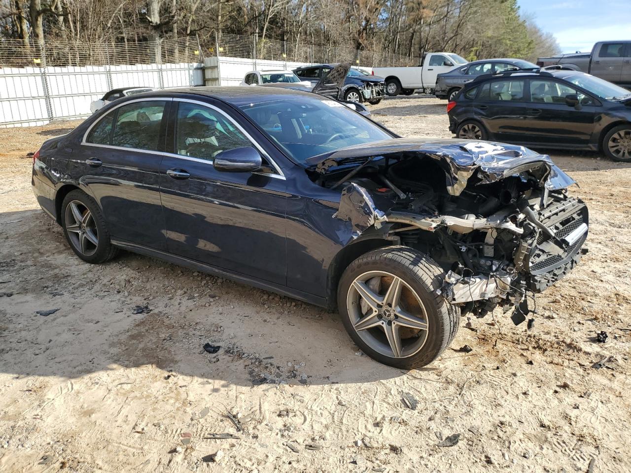 2017 Mercedes-Benz E-klasse VIN WDDZF4KB8HA230635 Copart auction photo, front end damage thumbnail 4