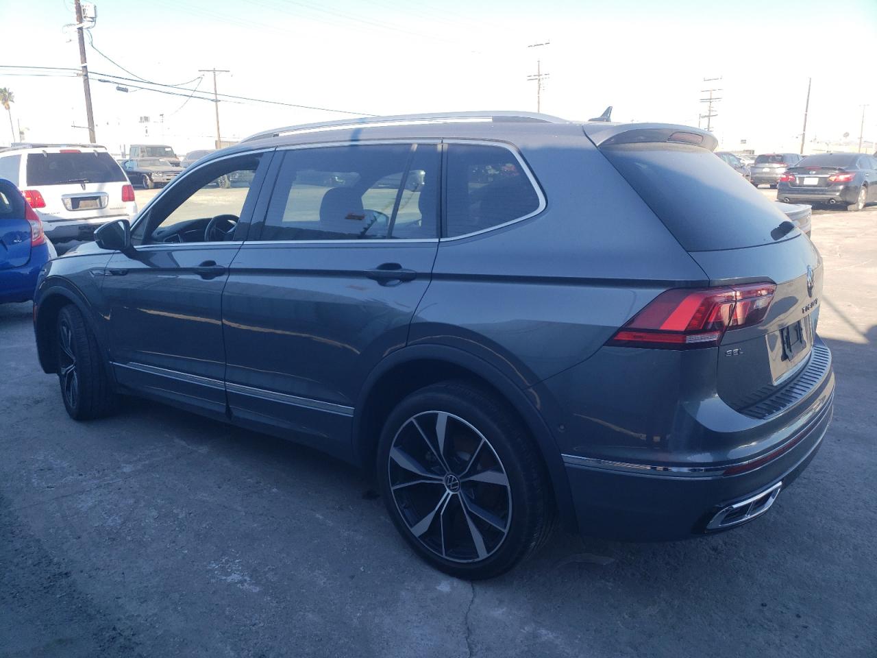 2022 Volkswagen Tiguan VIN 3VV4B7AXXNM151059 Copart auction photo, front end / side damage thumbnail 2