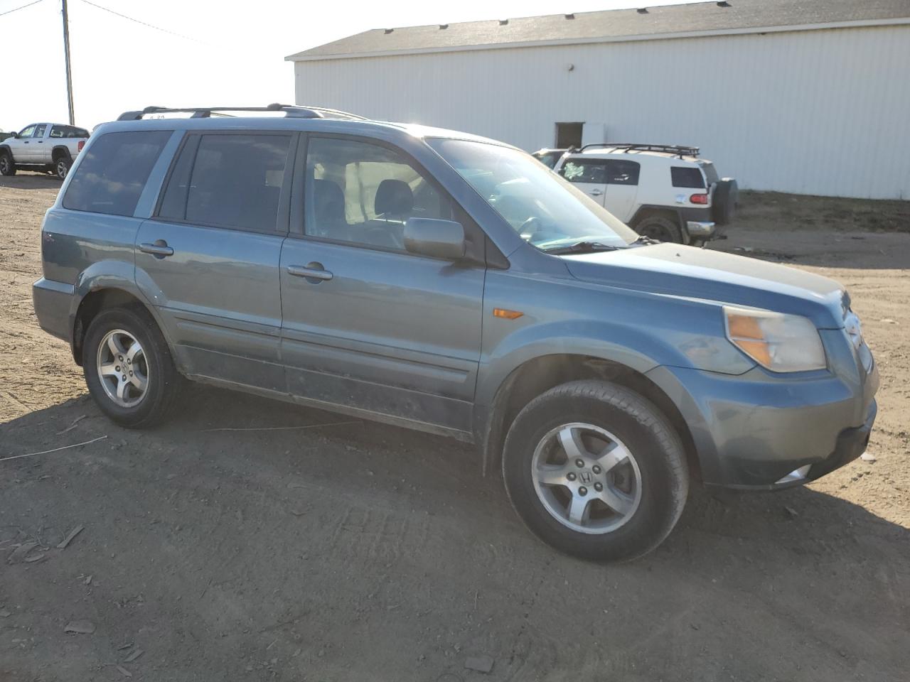 2008 Honda Pilot VIN 5FNYF18778B019053 Copart auction photo, side / rear end damage thumbnail 4