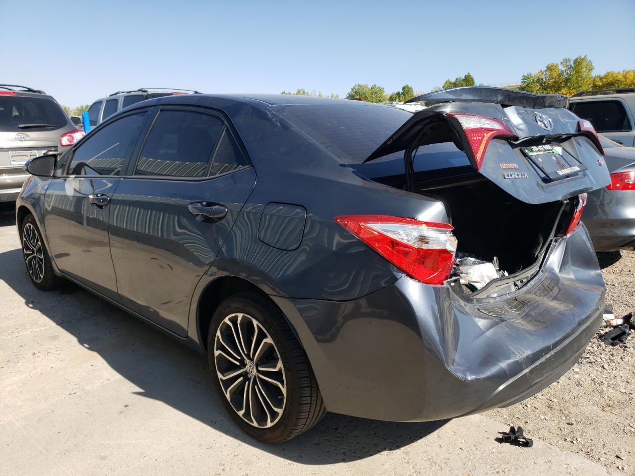 2015 Toyota Corolla VIN 5YFBURHEXFP186159 Copart auction photo, rear end / minor dent/scratches damage thumbnail 2