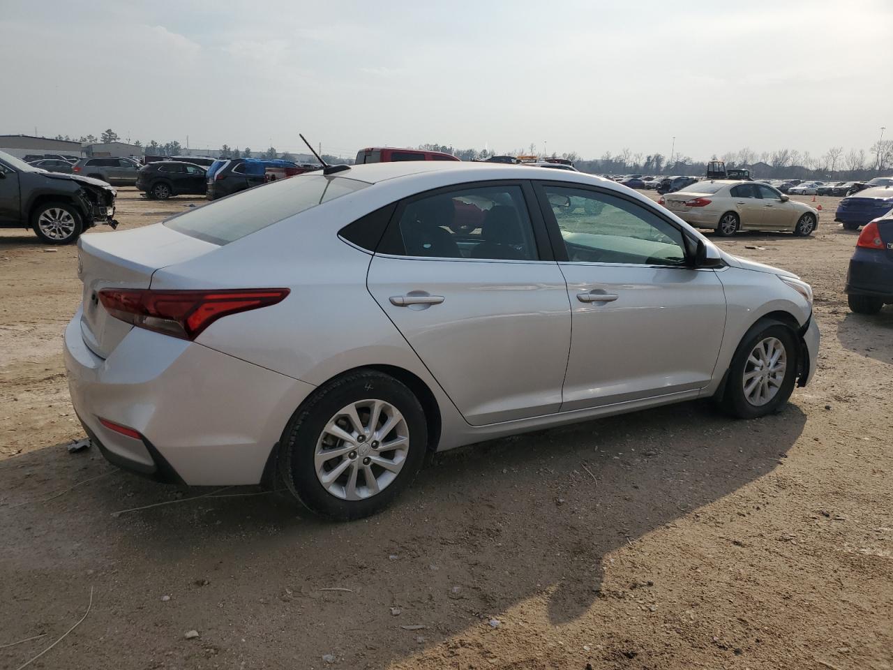 2021 Hyundai Accent VIN 3KPC24A60ME150480 Copart auction photo, side / minor dent/scratches damage thumbnail 3