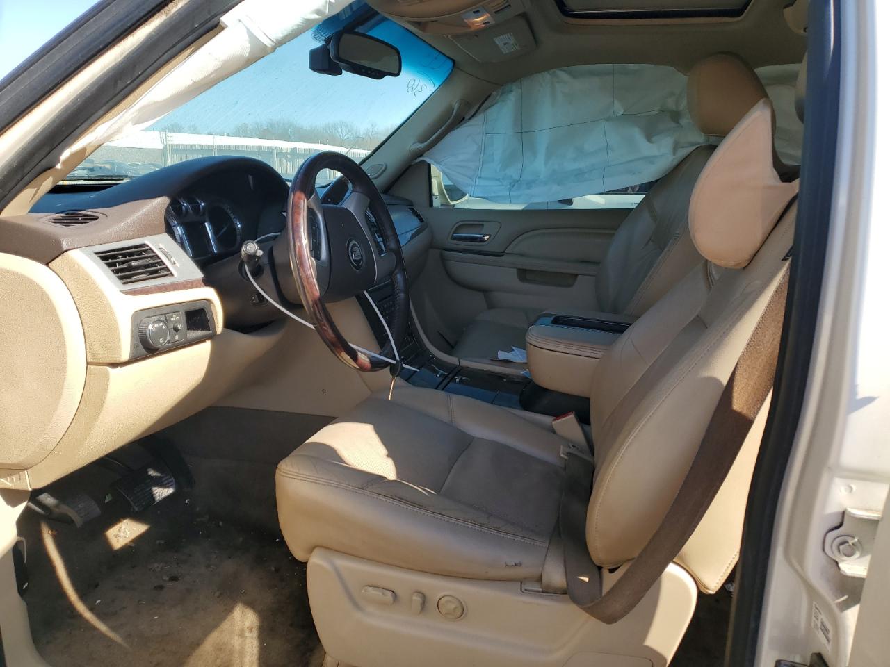 2012 Cadillac Escalade VIN 1GYS3BEF8CR313834 Copart auction photo, biohazard/chemical / side damage thumbnail 7