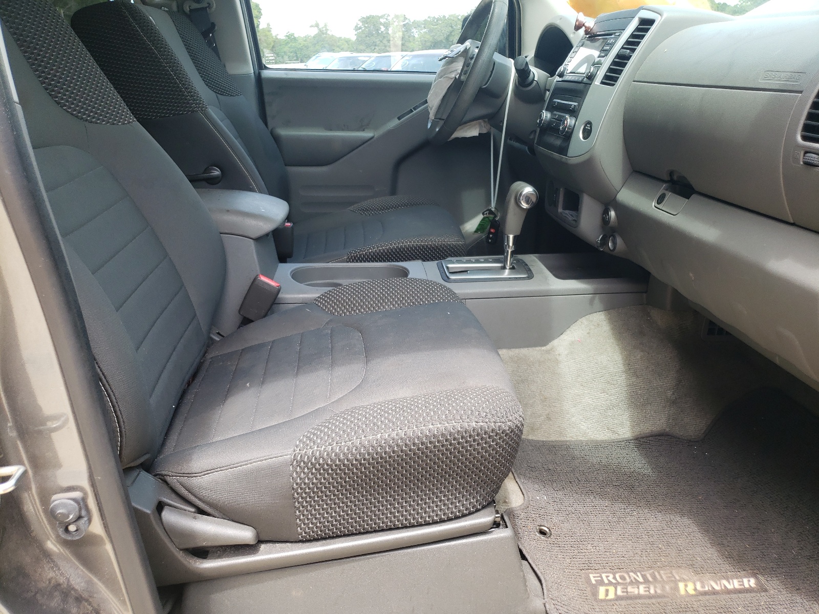 2017 Nissan Navara (Frontier) VIN 1N6DD0ER3HN708591 Copart auction photo, front end / side damage thumbnail 5