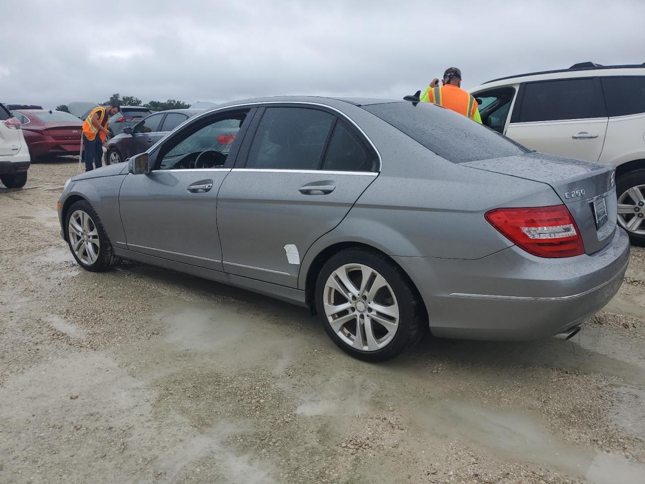 2014 Mercedes-Benz C-klasse VIN WDDGF4HB8EG192900 Copart auction photo, water/flood damage thumbnail 2