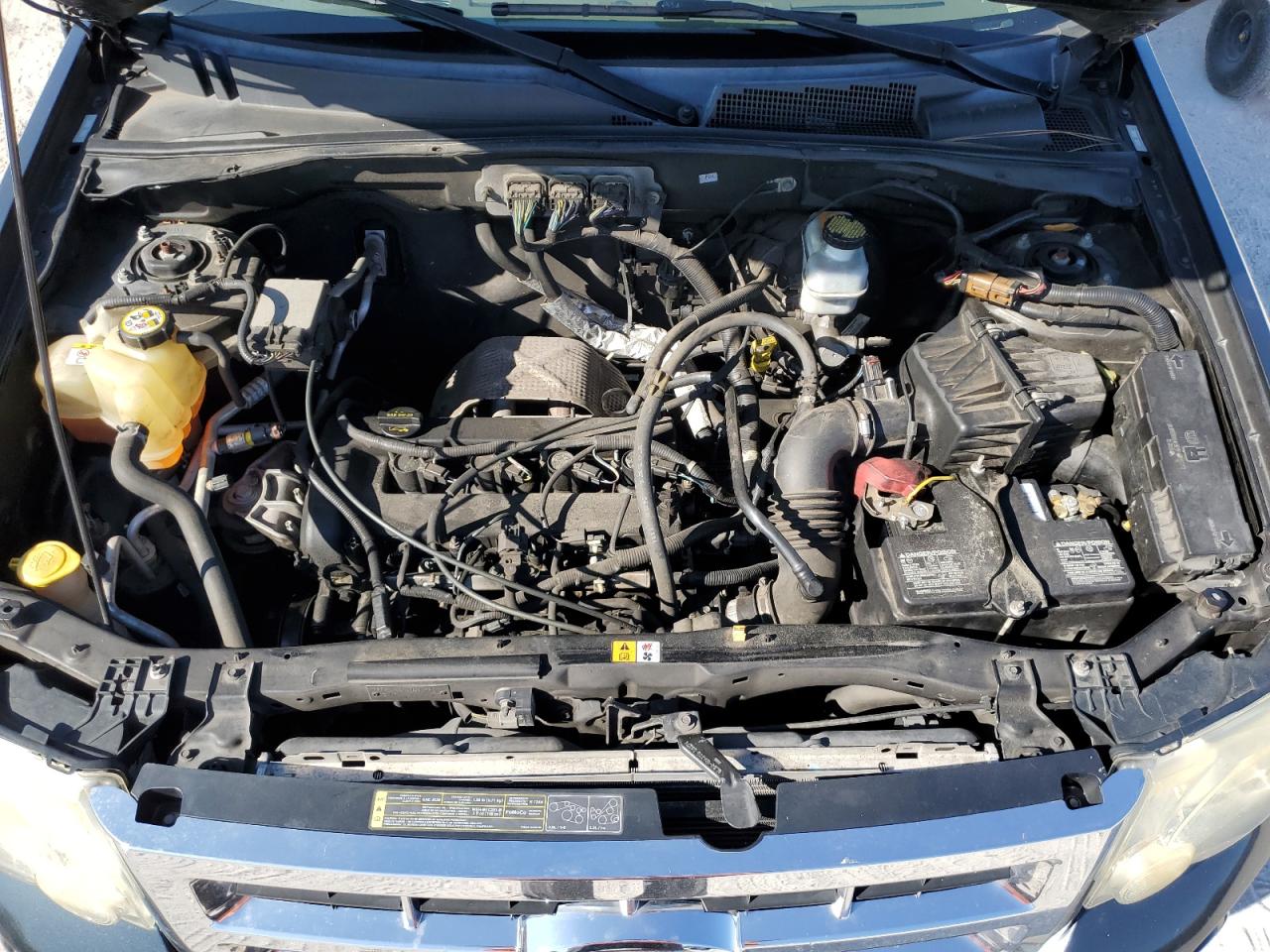 2008 Ford Escape VIN 1FMCU03Z48KE37703 Copart auction photo, side / minor dent/scratches damage thumbnail 12