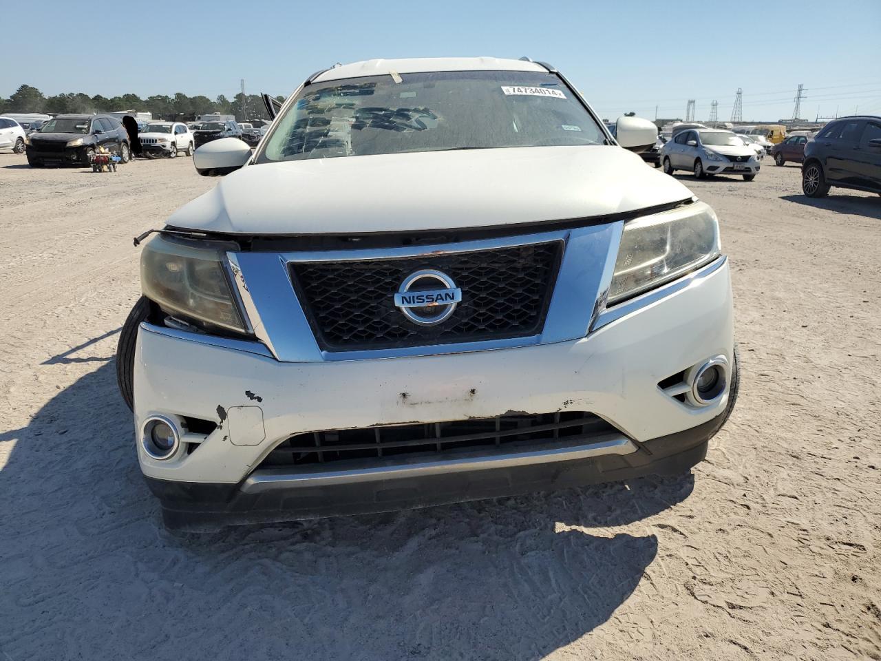 2014 Nissan Pathfinder VIN 5N1AR2MN0EC702770 Copart auction photo, all over damage thumbnail 5