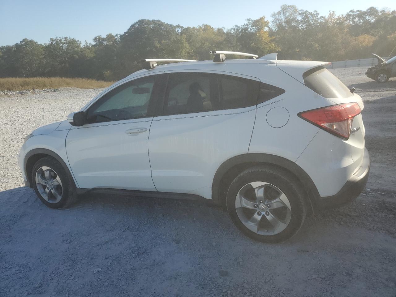2017 Honda HR-V VIN 3CZRU5H75HM707561 Copart auction photo, minor dent/scratches damage thumbnail 2