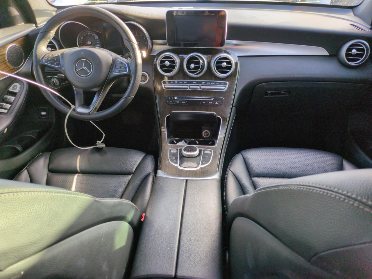 2018 Mercedes-Benz GLC VIN WDC0G4JB9JV030275 Copart auction photo, water/flood damage thumbnail 8
