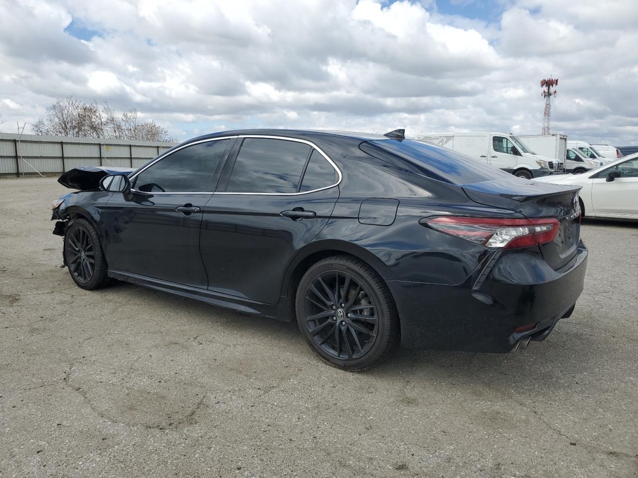 2022 Toyota Camry VIN 4T1K61AKXNU057489 Copart auction photo, front end damage thumbnail 2