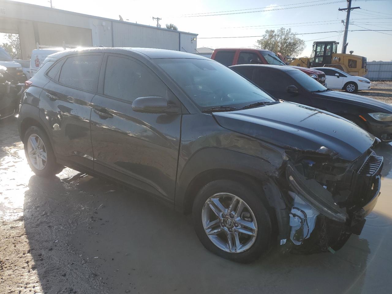 2022 Hyundai Kona VIN KM8K22AB2NU764362 Copart auction photo, front end / side damage thumbnail 4
