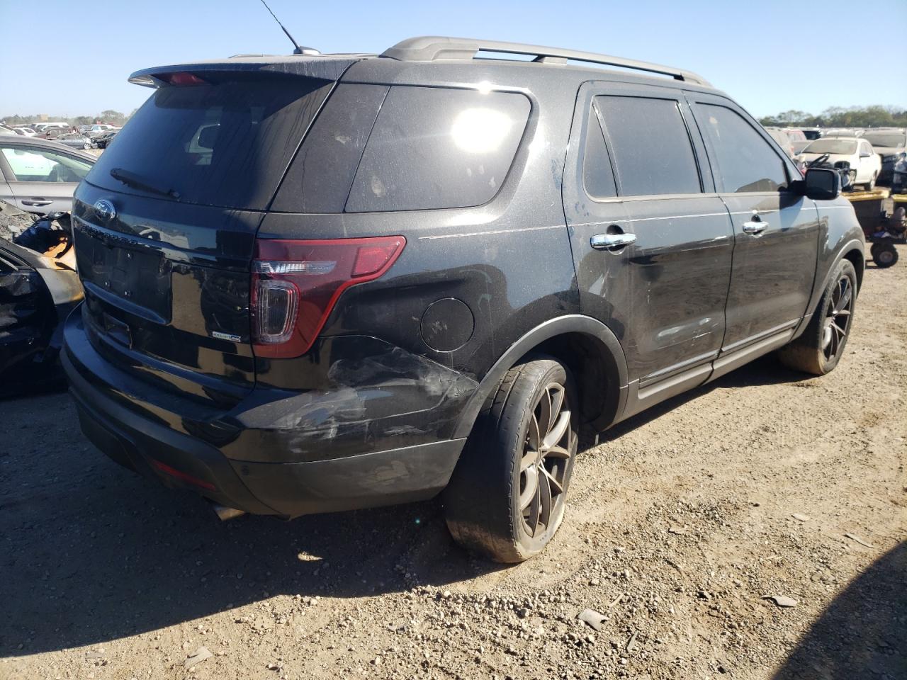 2013 Ford Explorer VIN 1FM5K8GT2DGB29462 Copart auction photo, side / minor dent/scratches damage thumbnail 3