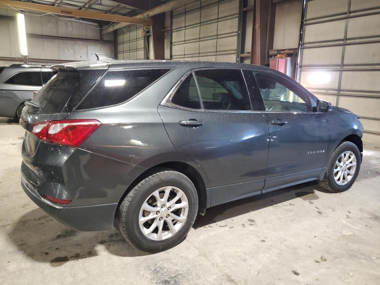 2019 Chevrolet Equinox VIN 3GNAXUEV6KL269371 Copart auction photo, front end / minor dent/scratches damage thumbnail 3