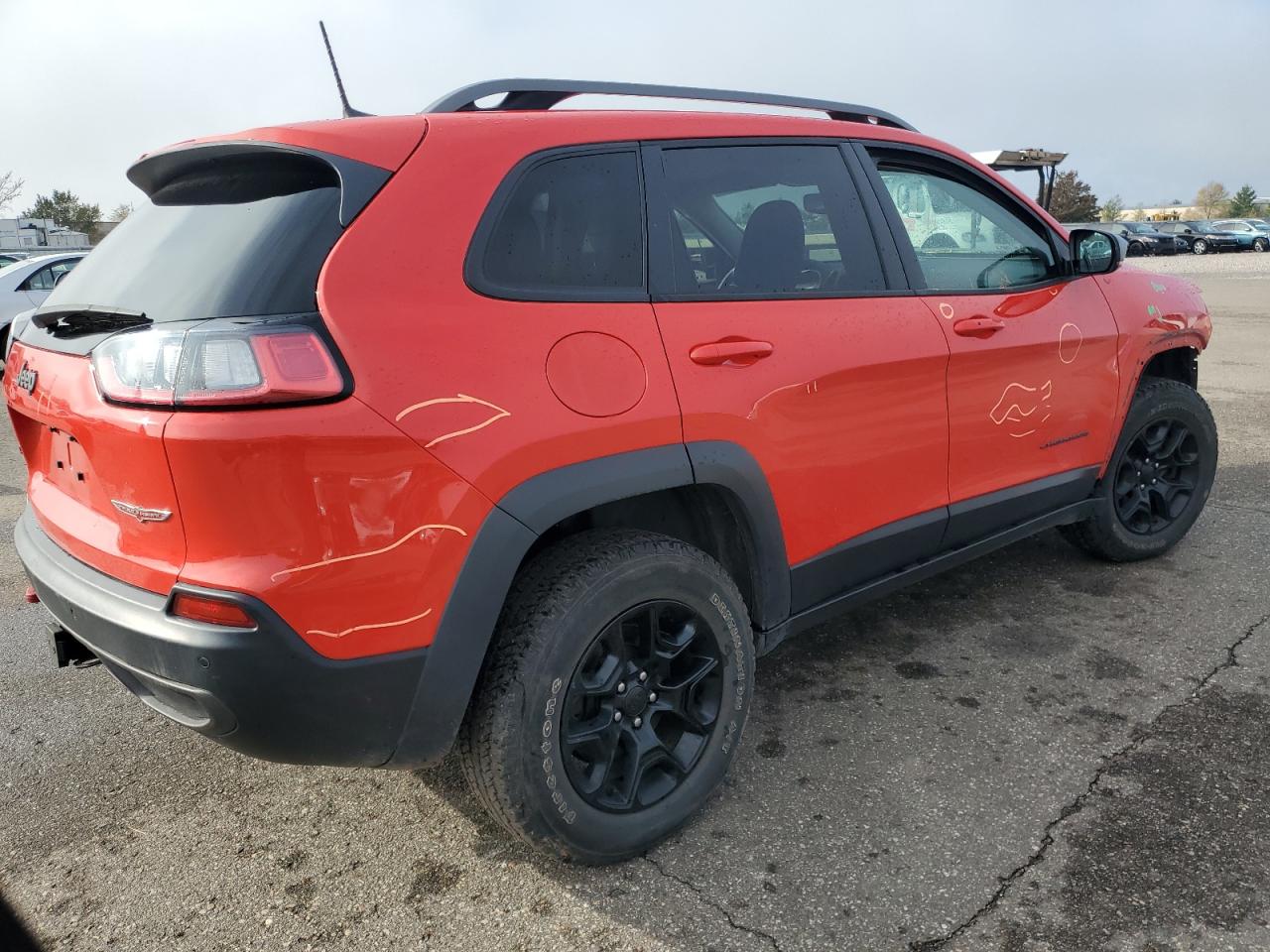 2019 Jeep Cherokee VIN 1C4PJMBX2KD424773 Copart auction photo, front end damage thumbnail 3