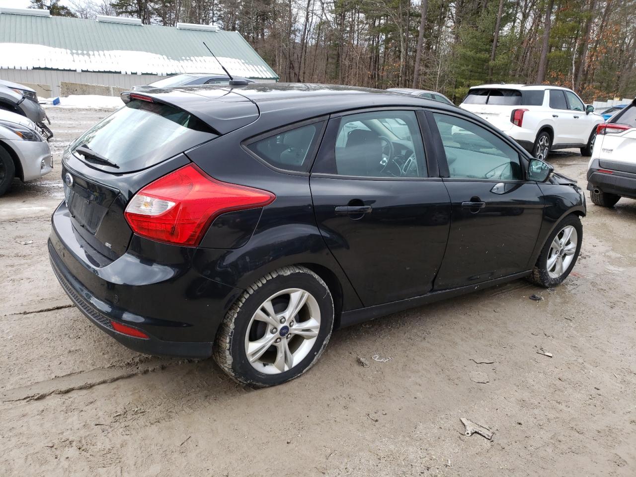 2014 Ford Focus VIN 1FADP3K26EL188435 Copart auction photo, front end / minor dent/scratches damage thumbnail 3