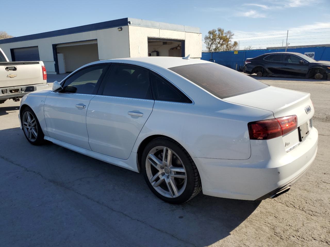 2016 Audi A6 VIN WAUGFAFC6GN013401 Copart auction photo, minor dent/scratches damage thumbnail 2