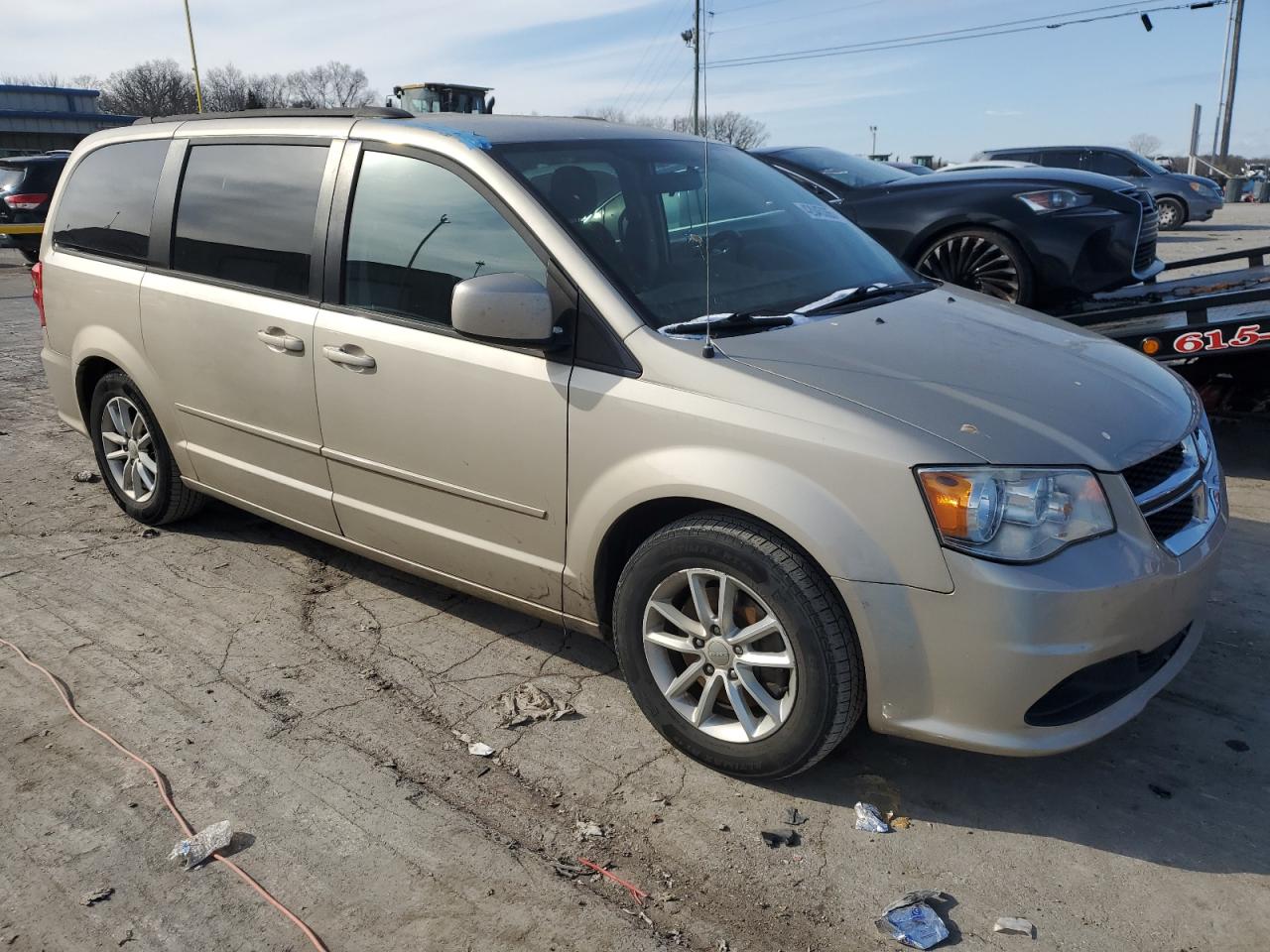 2016 Dodge Caravan VIN 2C4RDGCG0GR273081 Copart auction photo, front end damage thumbnail 4