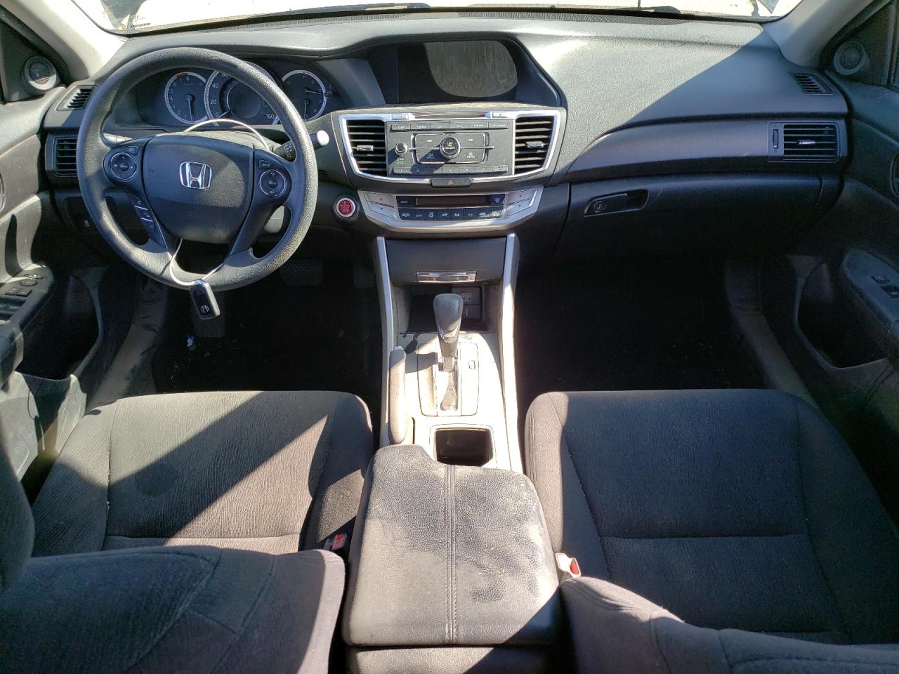 2015 Honda Accord VIN 1HGCR2F73FA040208 Copart auction photo, vandalism damage thumbnail 8