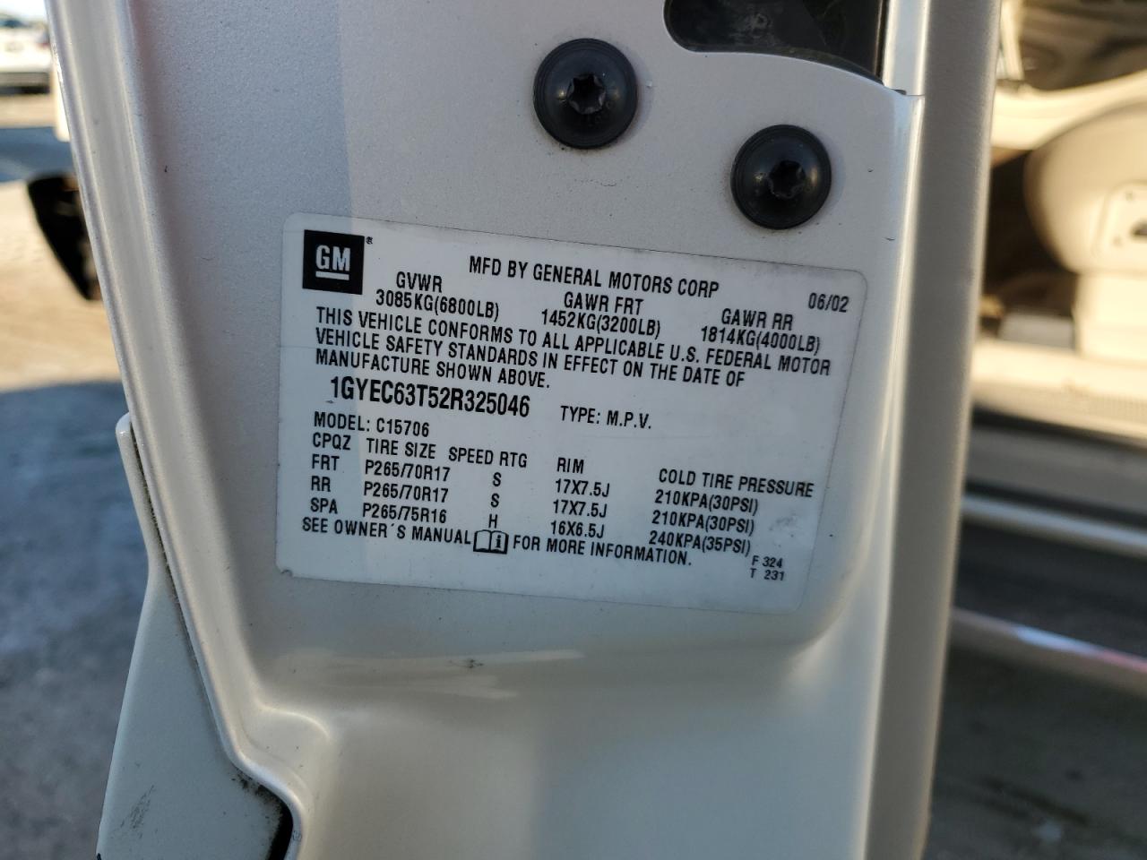 2002 Cadillac Escalade VIN 1GYEC63T52R325046 Copart auction photo, front end damage thumbnail 13