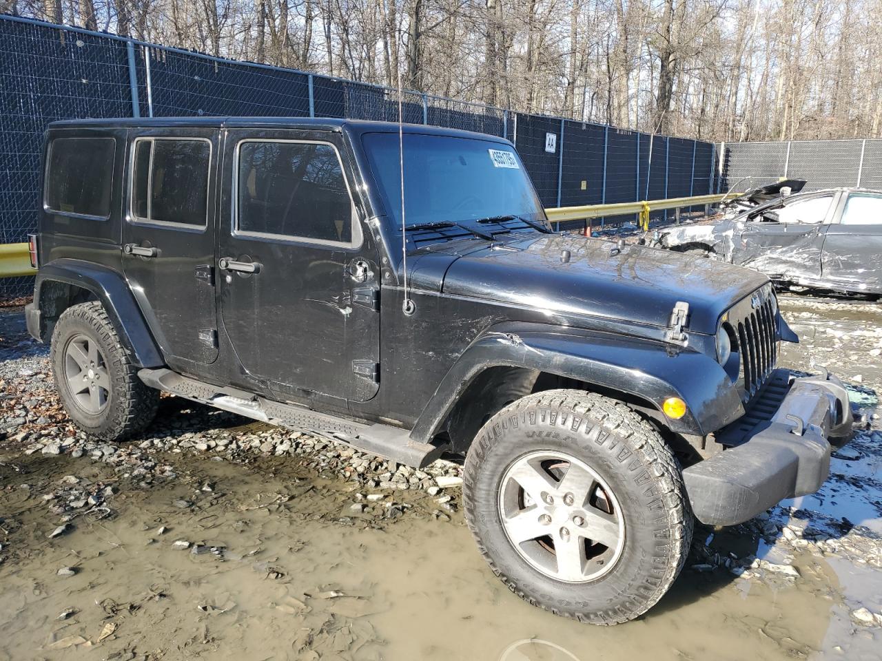 2011 Jeep Wrangler VIN 1J4BA3H12BL615584 Copart auction photo, front end / side damage thumbnail 4