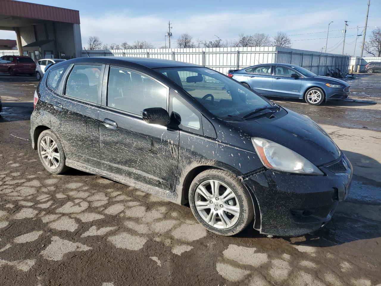 2011 Honda Fit VIN JHMGE8H50BS007938 Copart auction photo, front end damage thumbnail 4