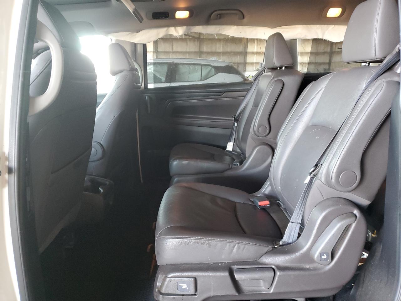 2018 Honda Odyssey VIN 5FNRL6H89JB015773 Copart auction photo, side / front end damage thumbnail 12