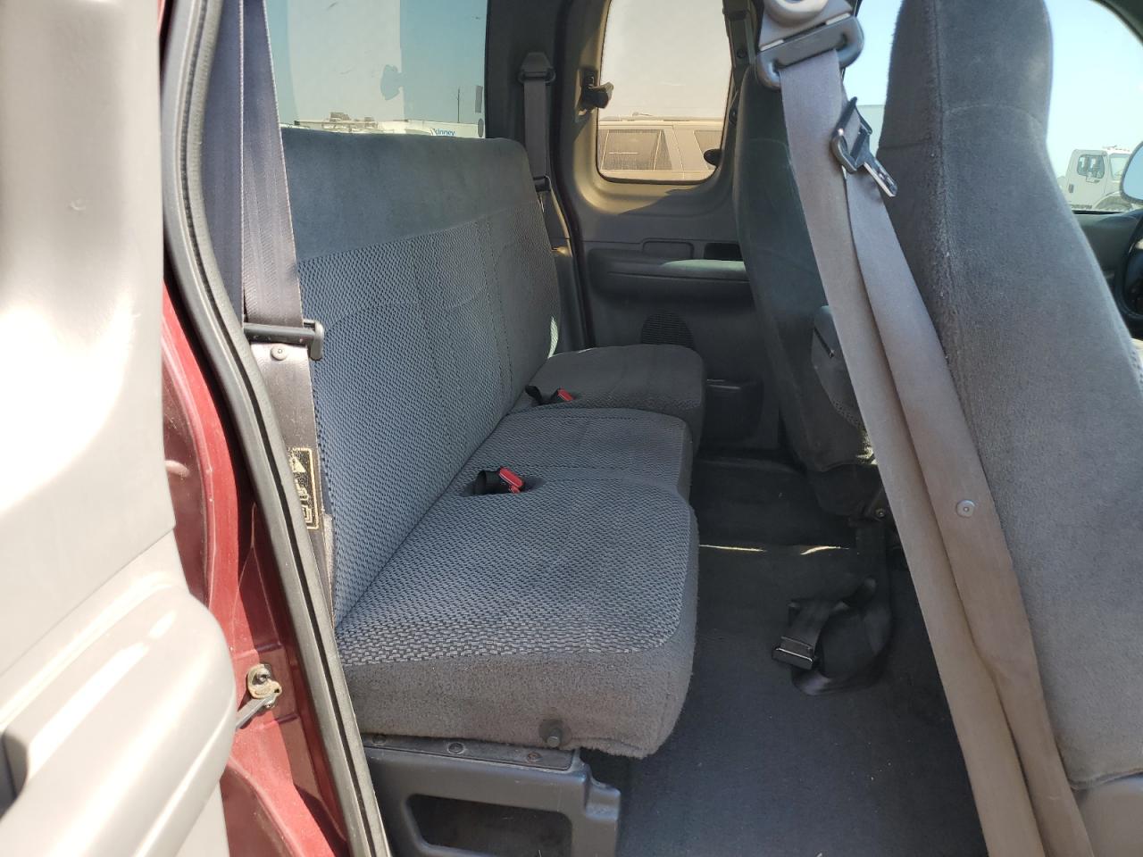 1999 Ford F-150 VIN 1FTZX0729XKB51749 Copart auction photo, side / minor dent/scratches damage thumbnail 11