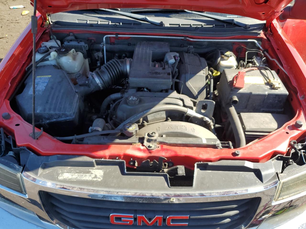 2005 GMC Canyon VIN 1GTDT196258194741 Copart auction photo, all over damage thumbnail 12