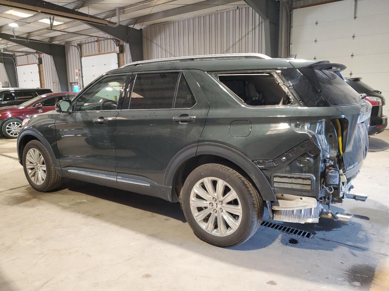 2022 Ford Explorer VIN 1FMSK8FH5NGC11347 Copart auction photo, rear end damage thumbnail 2
