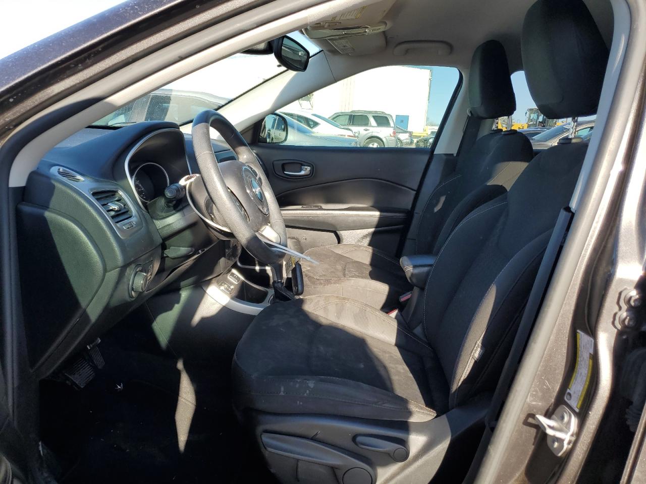 2018 Jeep Compass VIN 3C4NJCAB7JT250795 Copart auction photo, front end / rear end damage thumbnail 7