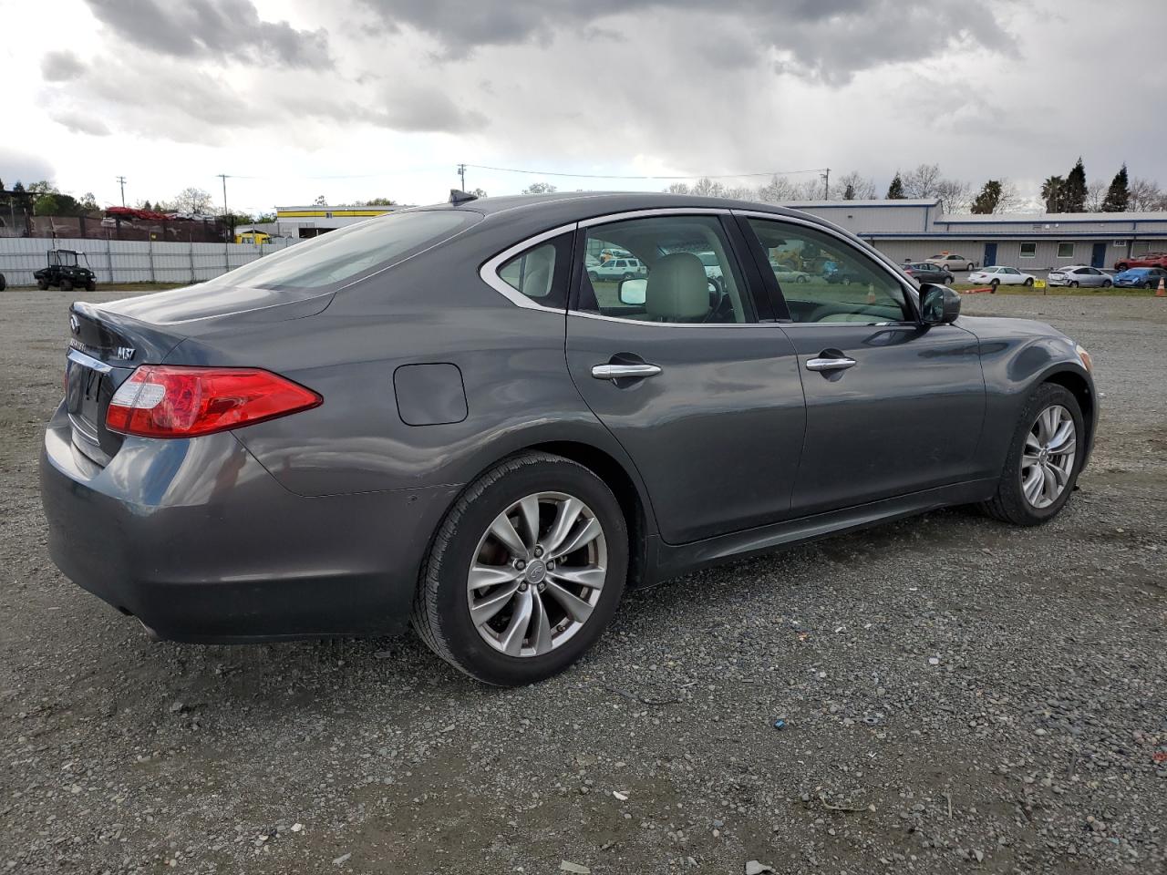 2011 Infiniti M VIN JN1BY1AP7BM325858 Copart auction photo, undercarriage / minor dent/scratches damage thumbnail 3