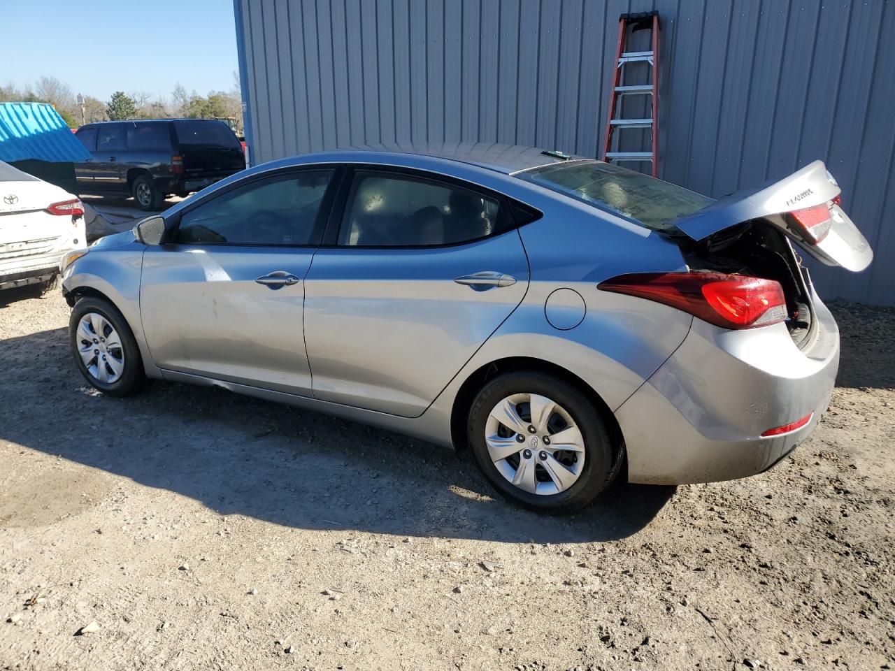 2016 Hyundai Elantra VIN 5NPDH4AEXGH663200 Copart auction photo, front end damage thumbnail 2
