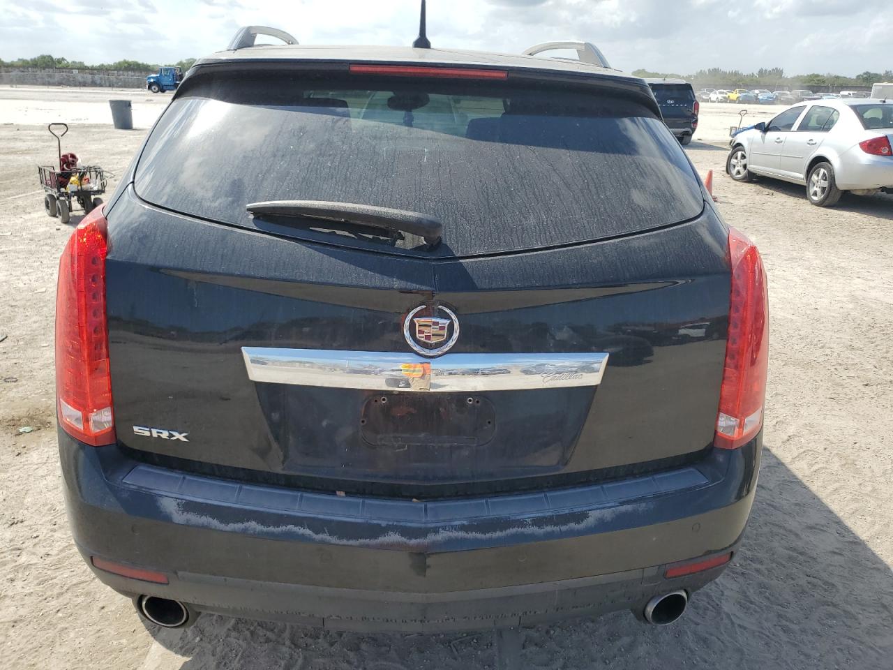 2010 Cadillac SRX VIN 3GYFNBEY6AS506717 Copart auction photo, front end / side damage thumbnail 6