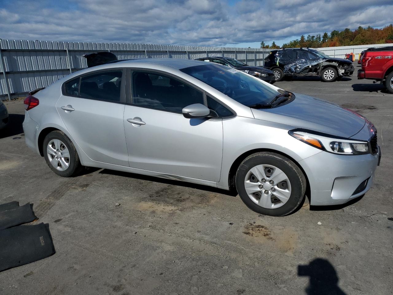 2017 KIA Forte VIN 3KPFK4A75HE123500 Copart auction photo, rear end / top/roof damage thumbnail 4