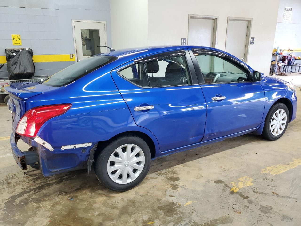 2015 Nissan Versa VIN 3N1CN7AP9FL912255 Copart auction photo, side / rear end damage thumbnail 3