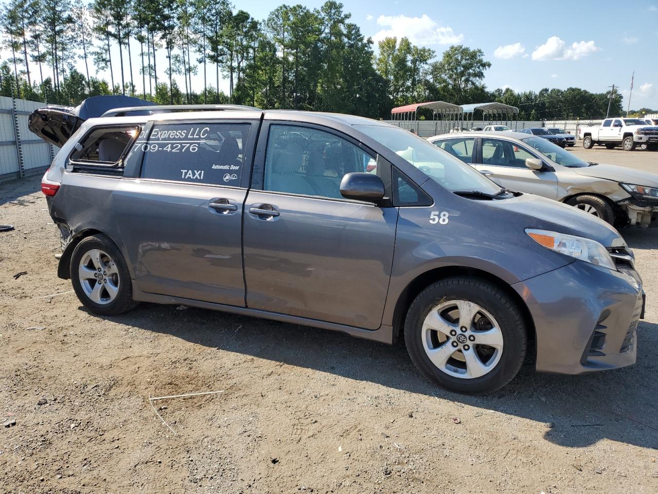 2020 Toyota Sienna VIN 5TDKZ3DC2LS036892 Copart auction photo, rear end damage thumbnail 4