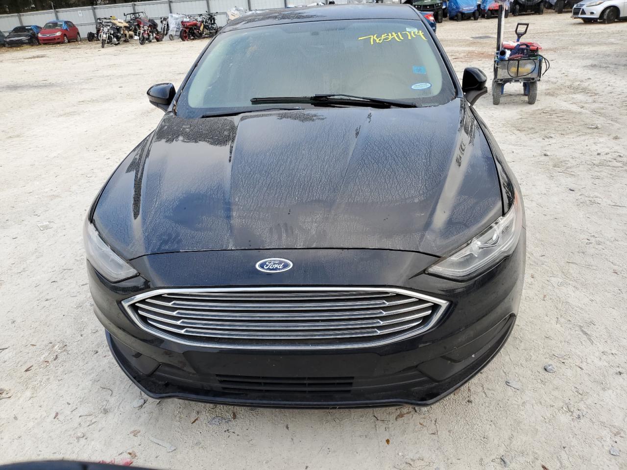 2017 Ford Fusion VIN 3FA6P0H7XHR372115 Copart auction photo, minor dent/scratches damage thumbnail 5