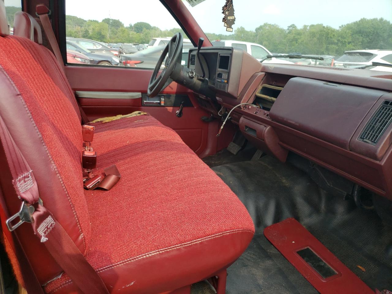 1993 GMC Sierra VIN 1GTDC14Z2PE526361 Copart auction photo, rear end / minor dent/scratches damage thumbnail 10