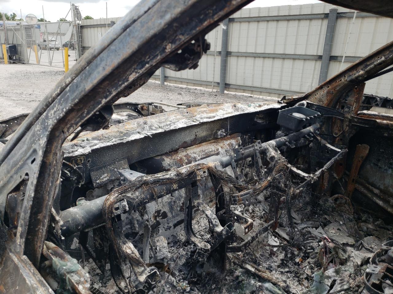 2020 RAM 2500 VIN 3C6UR5DL3LG119077 Copart auction photo, vandalism damage thumbnail 9