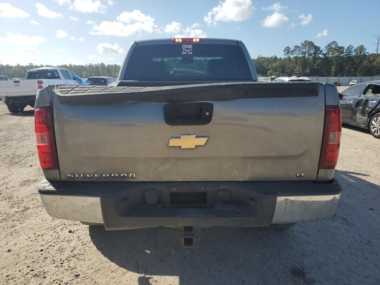 2009 Chevrolet Silverado VIN 1GCEK29J59Z265867 Copart auction photo, rear end / front end damage thumbnail 6