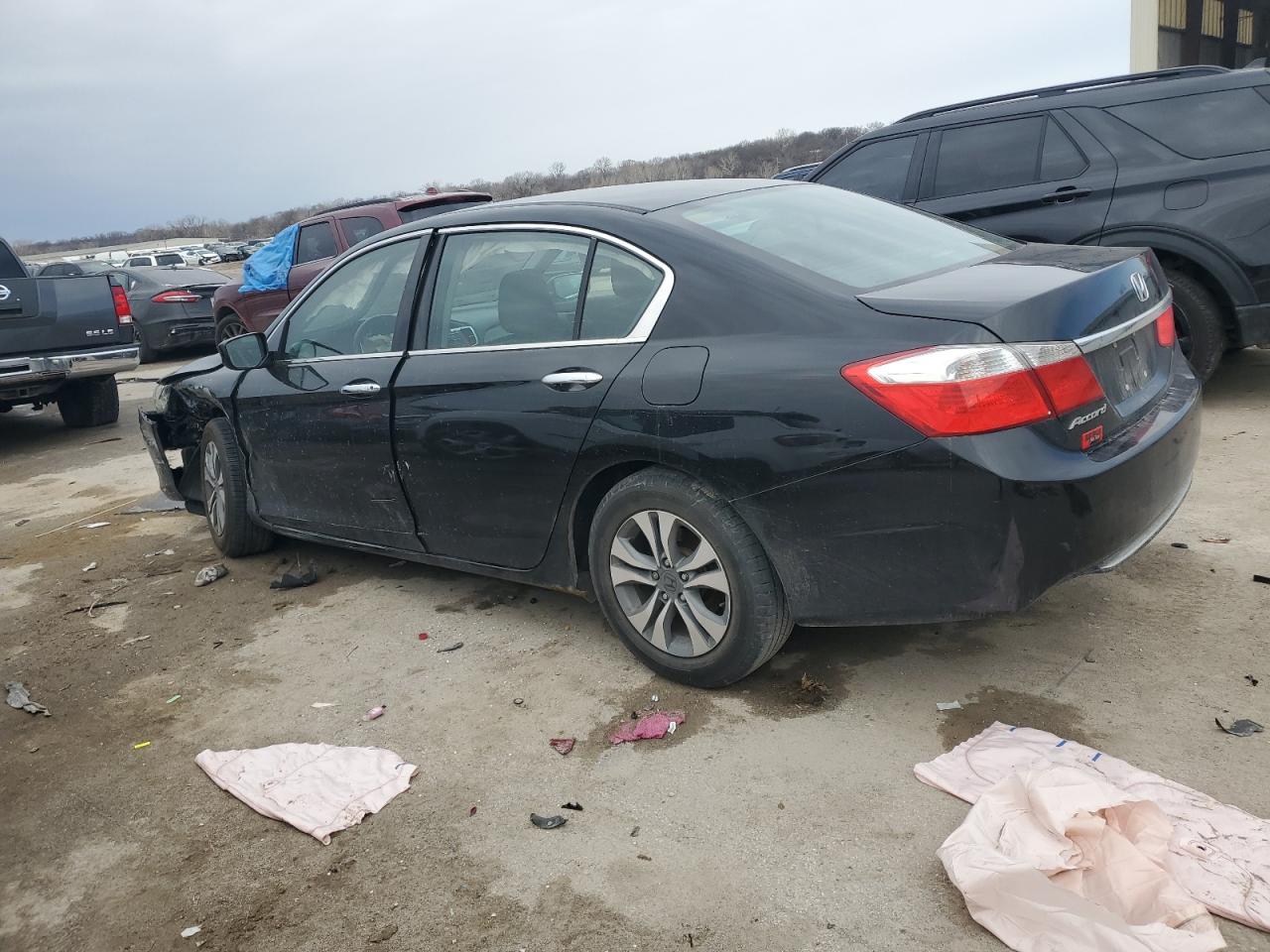 2015 Honda Accord VIN 1HGCR2F36FA206976 Copart auction photo, front end damage thumbnail 2