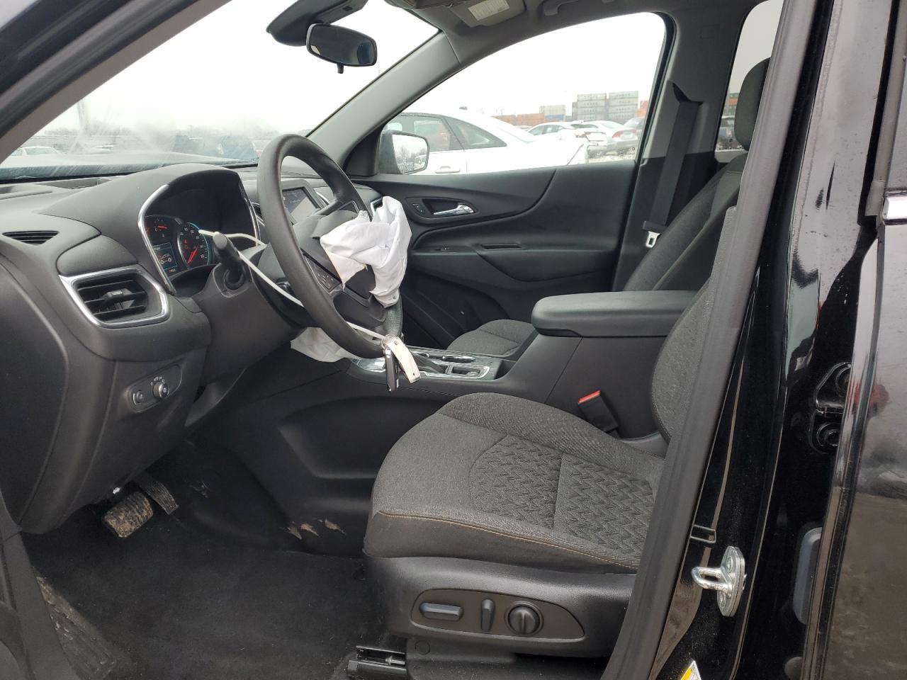 2022 Chevrolet Equinox VIN 3GNAXKEV2NL267402 Copart auction photo, front end damage thumbnail 7