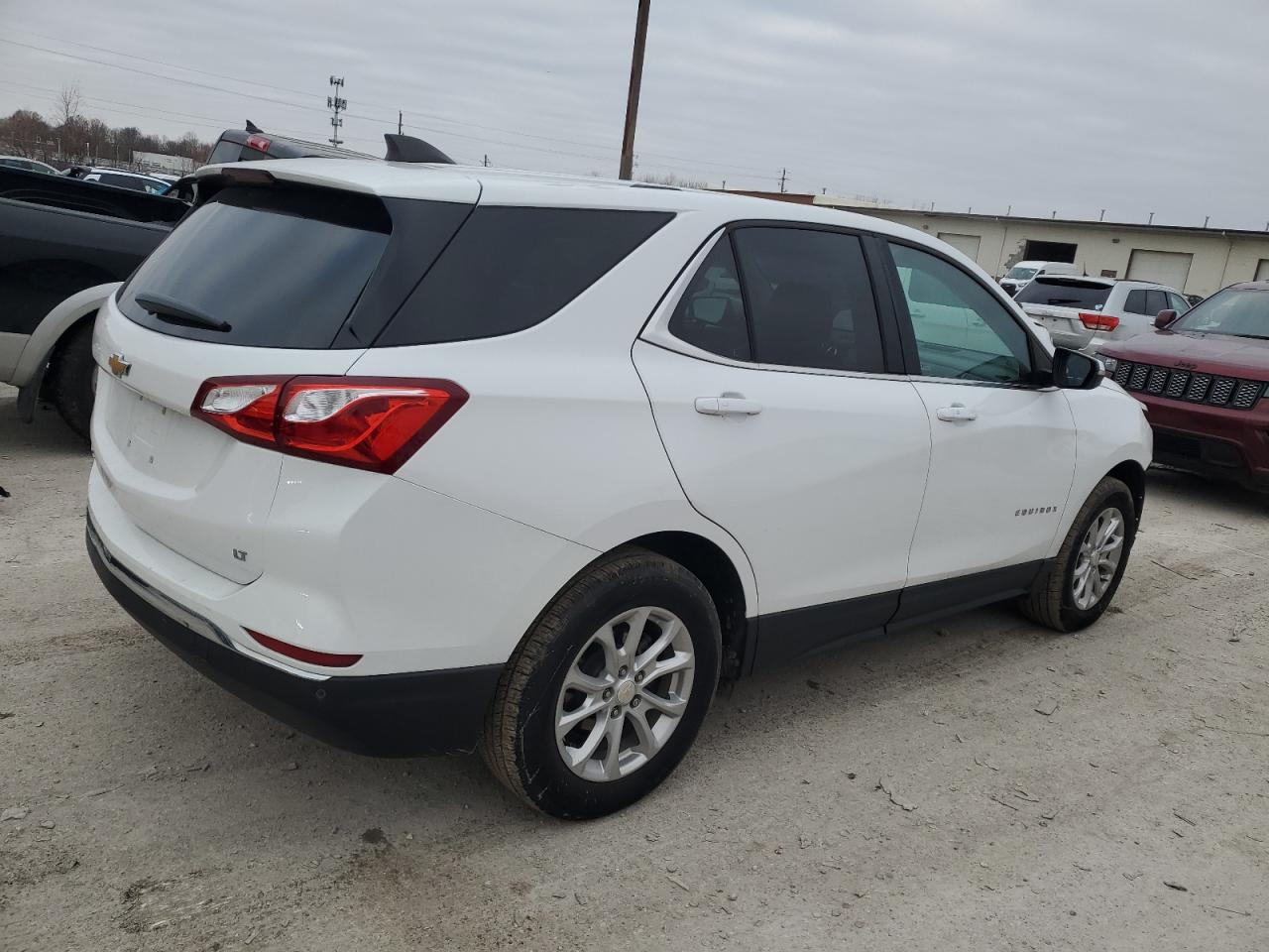 2018 Chevrolet Equinox VIN 3GNAXJEV0JL116739 Copart auction photo, front end / minor dent/scratches damage thumbnail 3