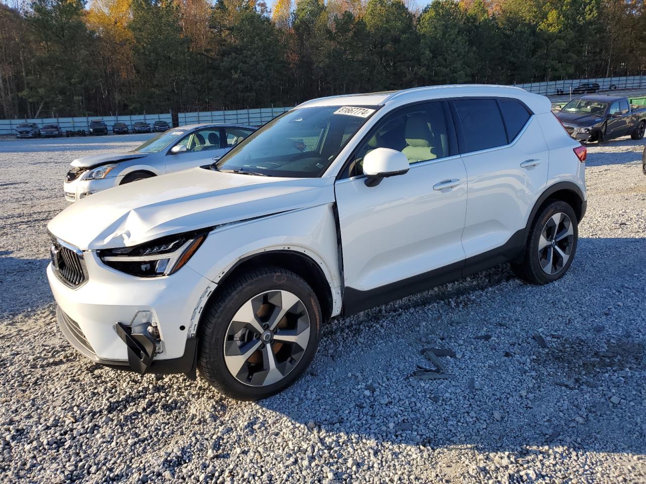 2023 Volvo XC40 VIN YV4L12UE1P2051871