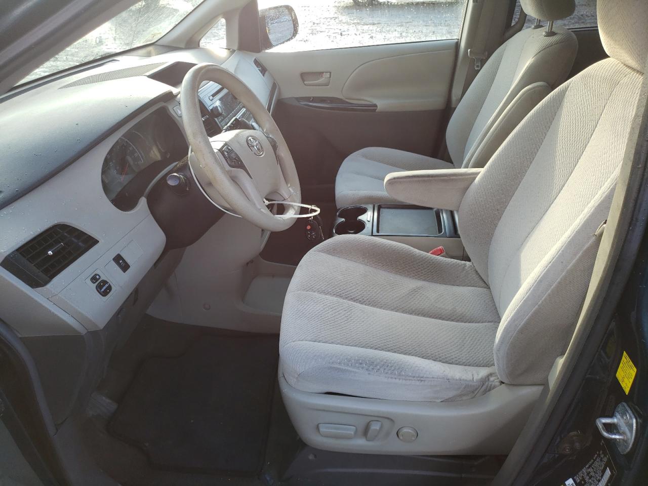 2011 Toyota Sienna VIN 5TDKK3DC1BS024994 Copart auction photo, rear end / side damage thumbnail 7