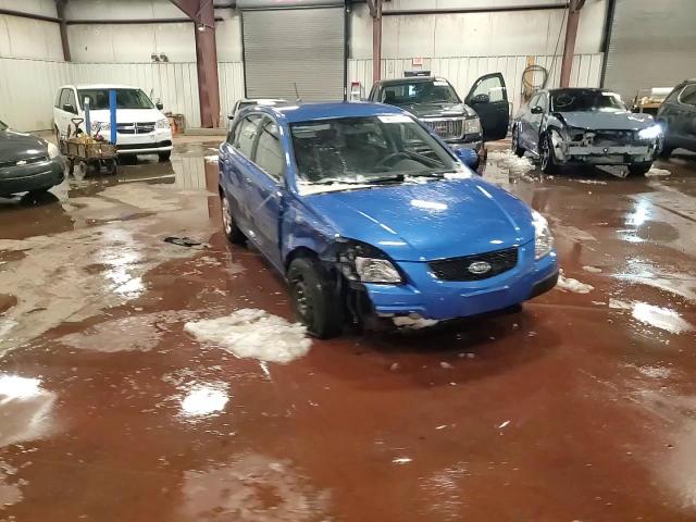 2009 KIA Rio VIN KNADE243196505992 Copart auction photo, front end / side damage thumbnail 11